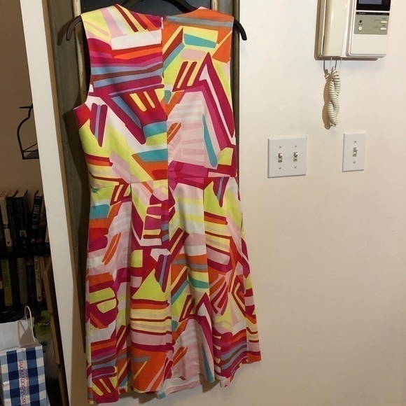Nine West Sleeveless Fit & Flare Dress Multicolor Geometric Print Size 10 - Picture 3 of 4